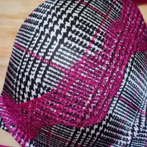 Victoria’s Secret Lace Demi Bra Womens 32DD Pink Black Plaid Underwire Very Sexy - Picture 4 of 10